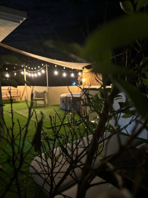 Apartment With Private Rooftop 450 M From The Beach Flic-en-Flacq Dış mekan fotoğraf